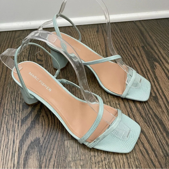 Marc Fisher Aliana Light Green Lizard-Embossed Strappy High Heel Sandals size 8 - Picture 3 of 9